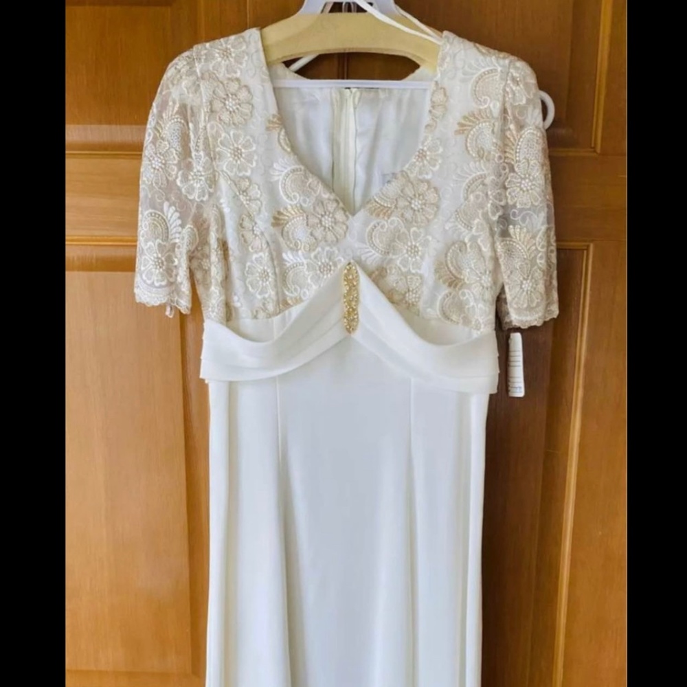 NWT IVORY DRESS